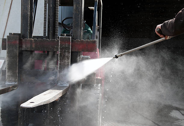 Best Graffiti Removal  in Knoxvle, IL